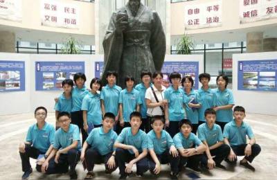 空缺老师课程,为什么老师不实行淘汰制