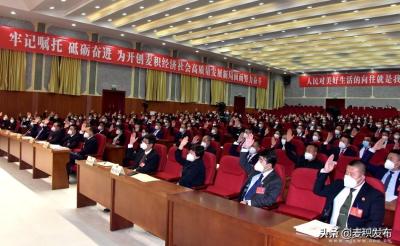 直通车人群覆盖人数要多少钱,拼多多产品比同行贵怎么开直通车