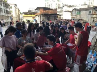 齐论直通车人群,老年旅行团每次行程不过几百元