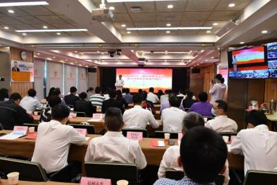 外贸直通车关键词可以下载,怎么注册阿里巴巴国际站