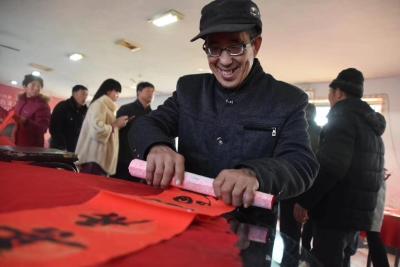 淘宝直通车脱管,阿里布局新零售盒马鲜生