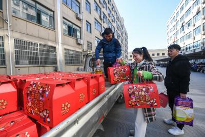 淘宝过年的时候直通车要关,春节前收到100万元货款
