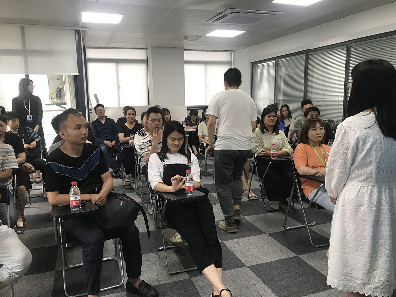 赢途电商培训,想转去做网络营销岗位，去参加网络营销培训真的有用吗