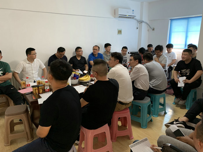 老高电商课堂视频,疫情过后，如果实体店倒闭，那么能不能发展线上呢