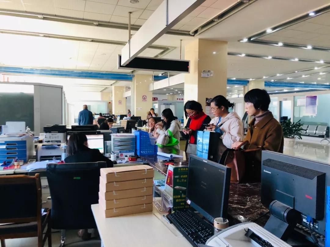 淘宝日行灯改装评价怎么写,求淘宝万能评价