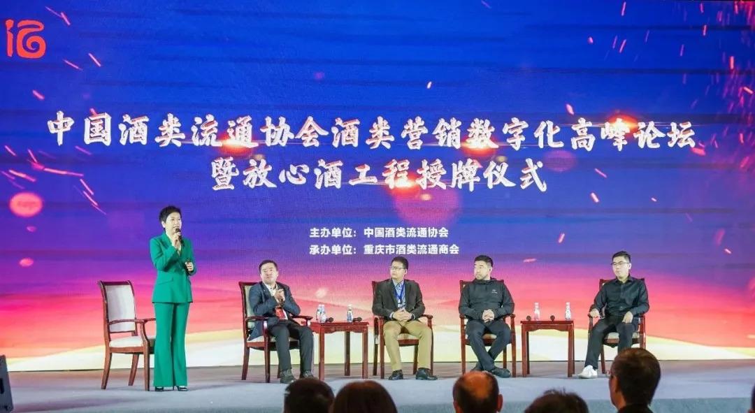 直通车私域流量,请问下天猫店铺品牌该怎么提升呢