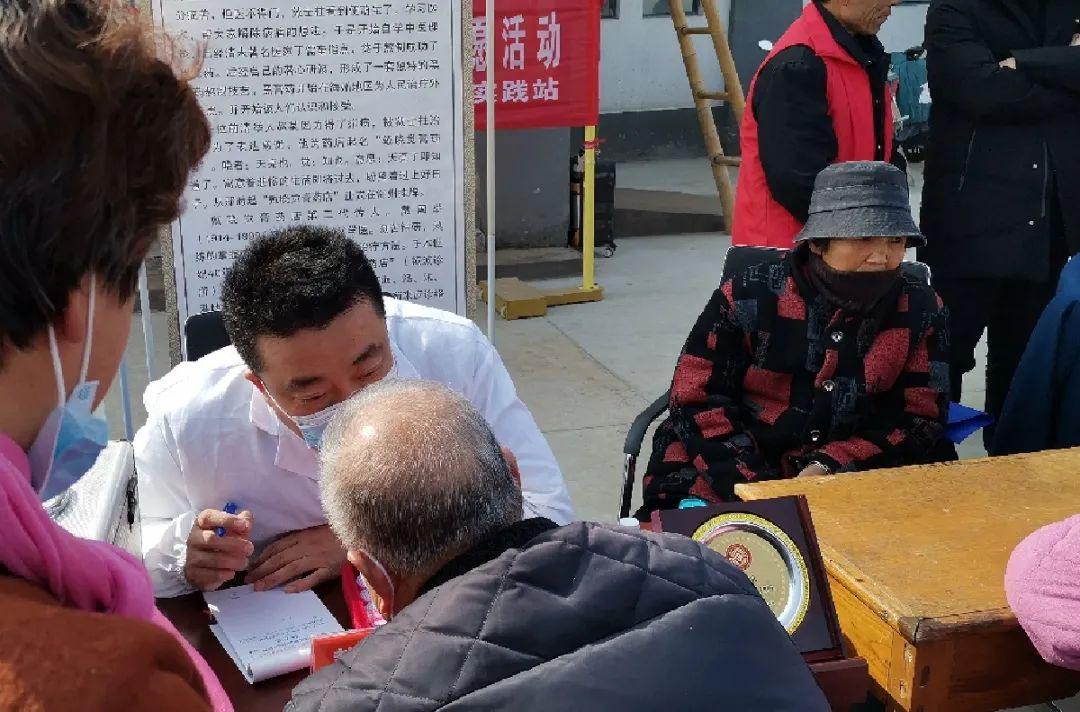 淘宝直通车怎么做,要么自己盲人摸象
